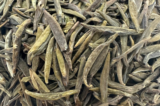 Loose leaf white tea