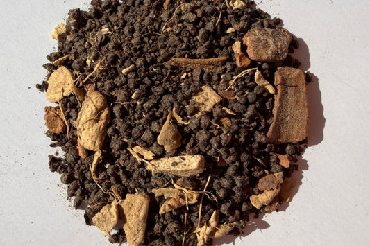 A loose chai blend with cinnamon bark