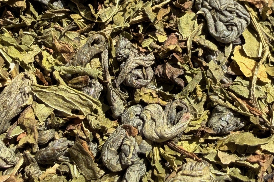 Loose leaf green tea