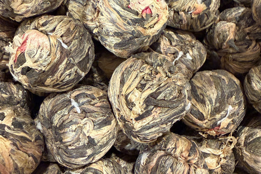 Hand-tied flowering tea