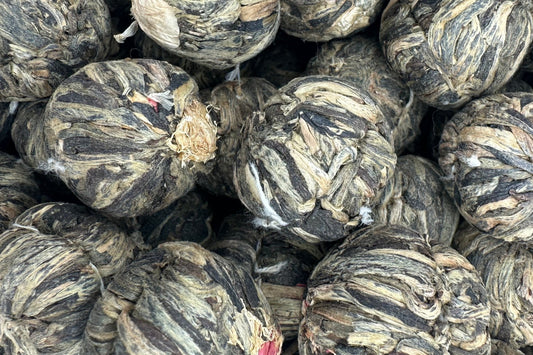 Hand-tied flowering tea