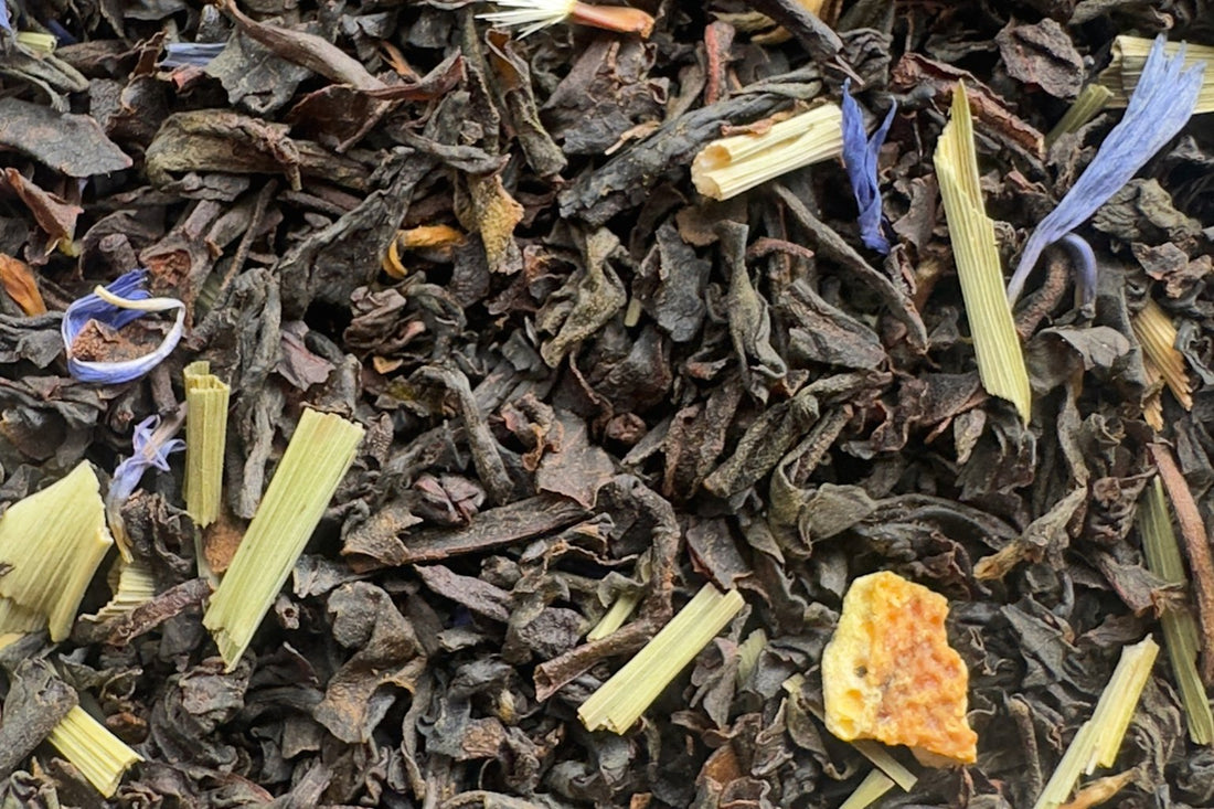 Loose leaf Earl Grey with cornflower petals