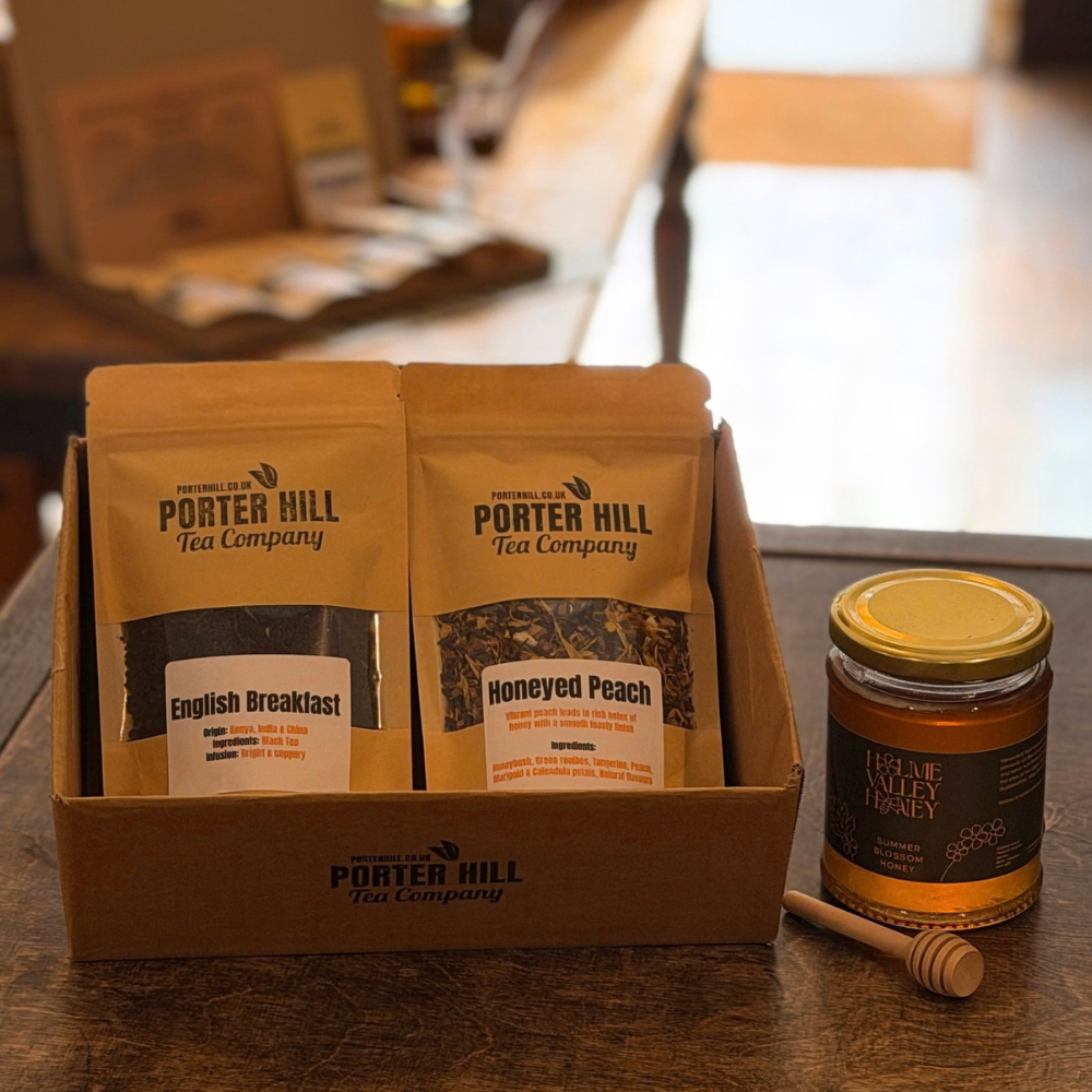 English Breakfast and Honeyed Peach tea gift box with Holme Valley honey
