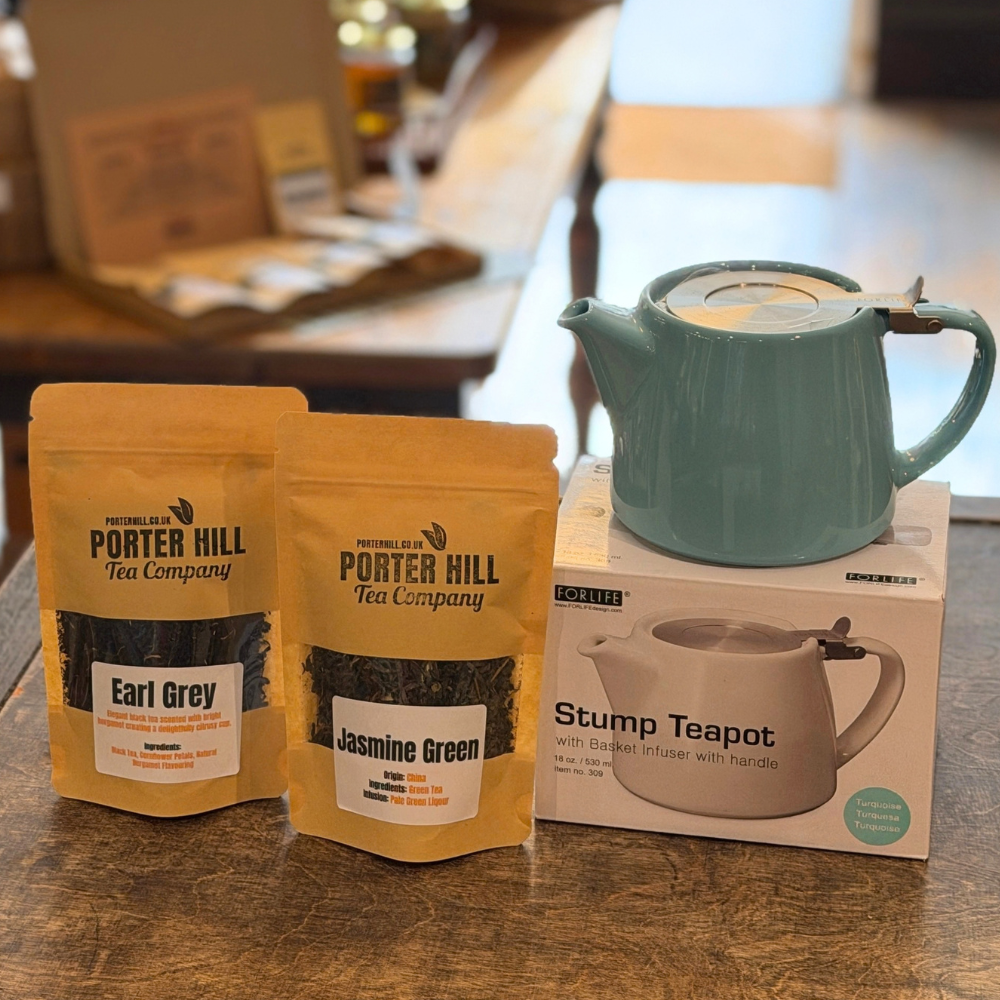 Earl Grey and Jasmine Green tea with a turquoise FORLIFE teapot