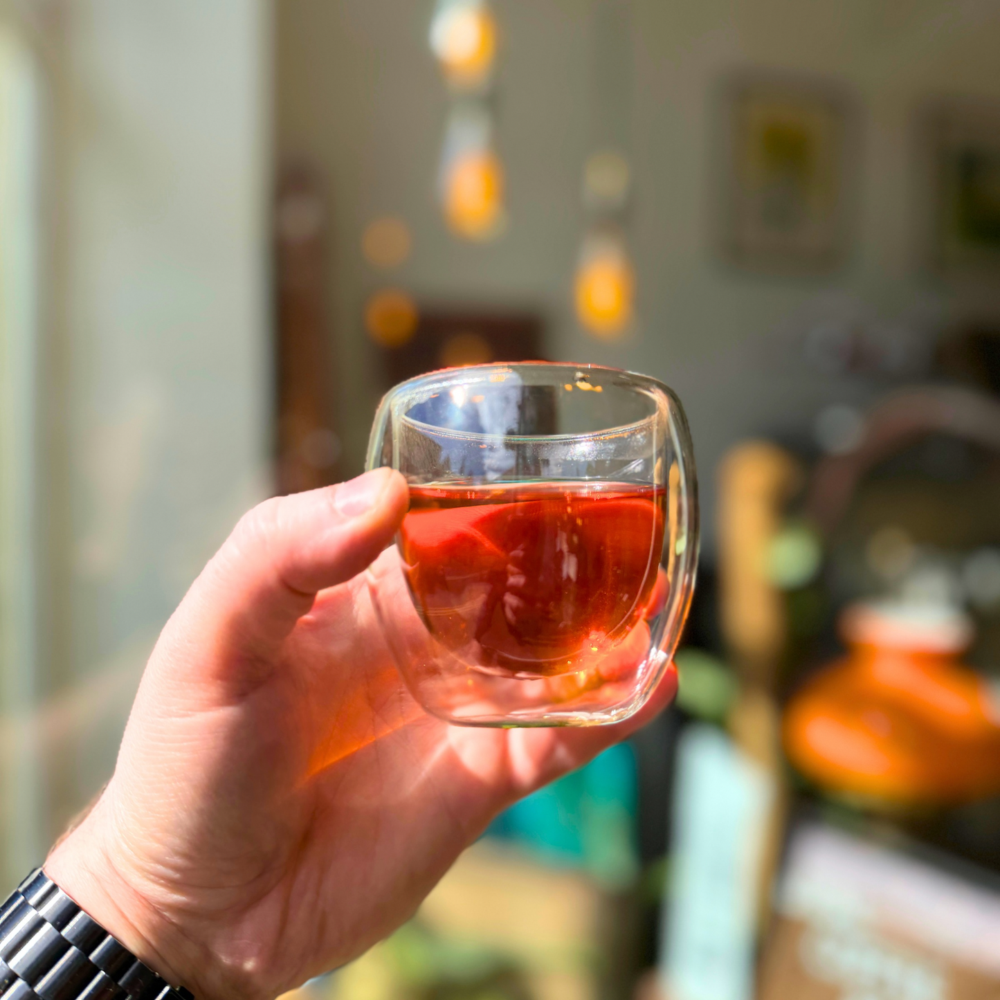 Honeyed peach loose leaf herbal honeybush tea