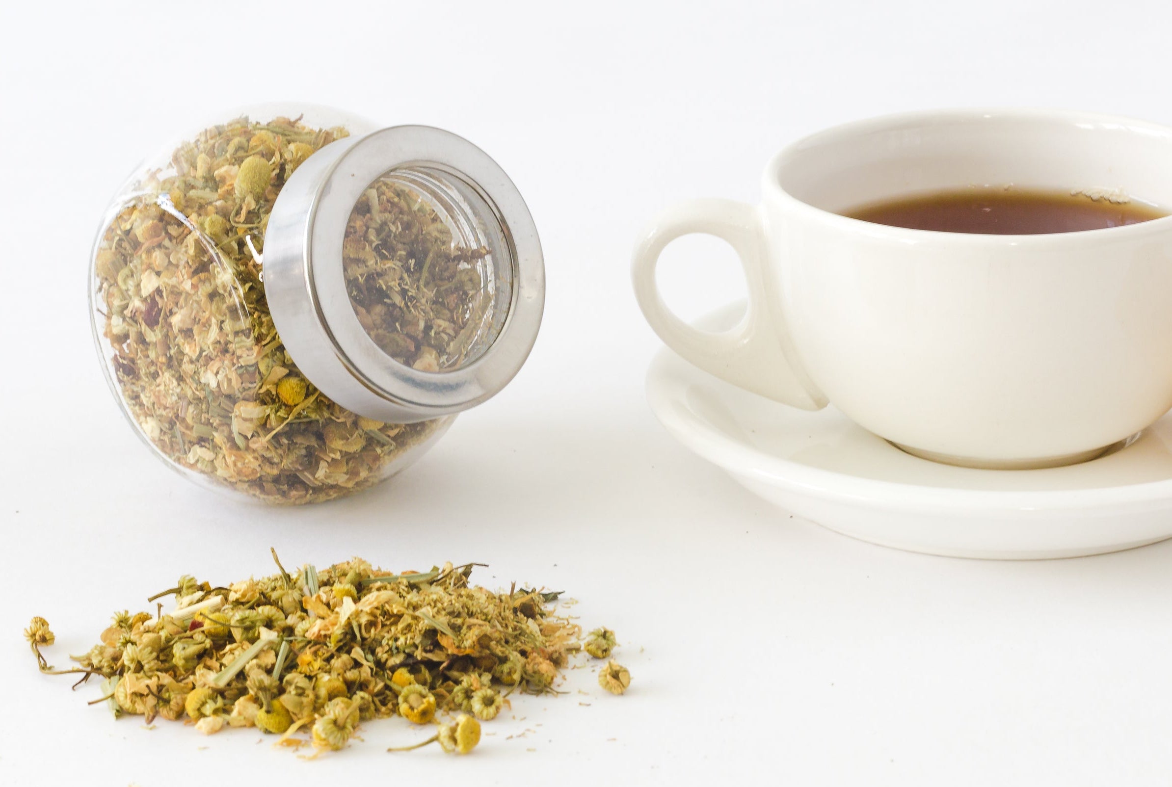 Loose leaf Organic chamomile herbal tea uk